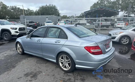 2013 Mercedes-Benz C 250 from USA, damaged, VIN WDDGF4HB9DA785179